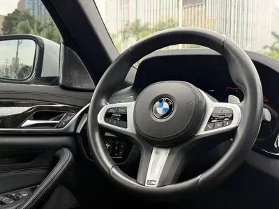 BMW 5 Series 2020, 45000 км, за 26308.07 USD - фото 7