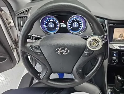 Hyundai Sonata 2013, 104499 км, за 3250.34 USD - фото 9