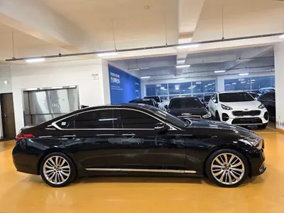 Genesis G80 2017, 159678 км, за 9927.14 USD