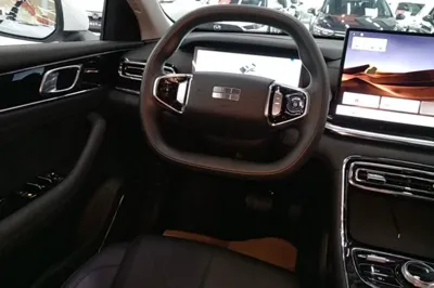 Geely Galaxy Galaxy Stellar 6 2026, 100 км, за 12879 USD - фото 18