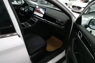 Geely Galaxy Galaxy Stellar 6 2026, 100 км, за 12879 USD - фото 24