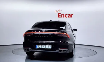 Hyundai Grandeur 2023, 195154 км, за 12757.81 USD