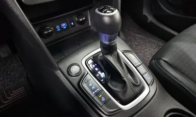 Hyundai Kona 2018, 60813 км, за 10548.93 USD - фото 9