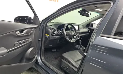Hyundai Kona 2018, 60813 км, за 10548.93 USD - фото 10