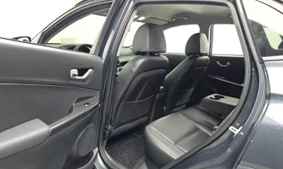 Hyundai Kona 2018, 60813 км, за 10548.93 USD - фото 11