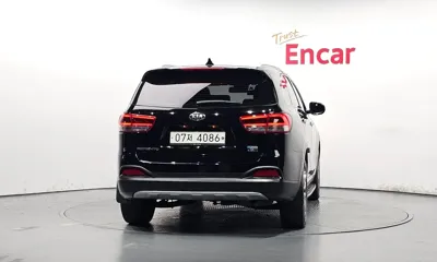 Kia Sorento 2017, 63980 км, за 11004.75 USD