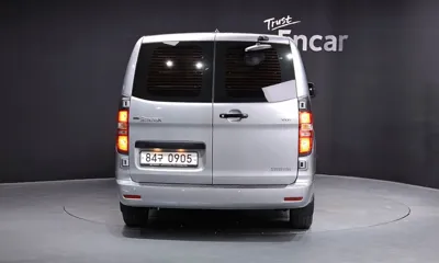 Hyundai Starex 2019, 82916 км, за 9321.26 USD