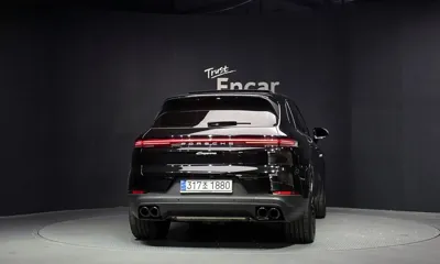 Porsche Cayenne 2024, 11745 км, за 95563.45 USD