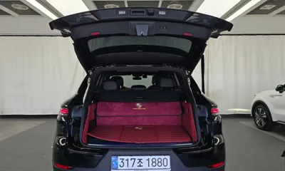 Porsche Cayenne 2024, 11745 км, за 95494.99 USD - фото 20