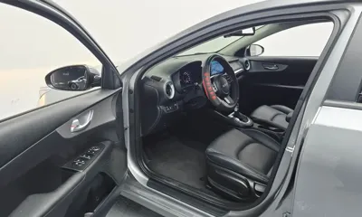Kia K3 2022, 32544 км, за 12997.24 USD - фото 10