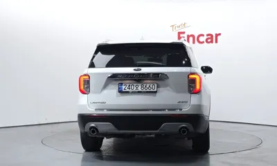 Ford Explorer 2022, 46263 км, за 23455.56 USD