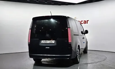 Hyundai Staria 2022, 93158 км, за 20416.25 USD