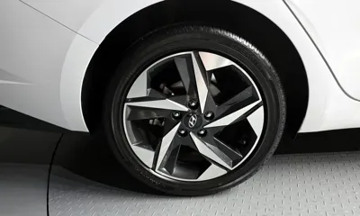 Hyundai Avante 2021, 62060 км, за 12165.93 USD - фото 5