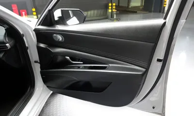 Hyundai Avante 2021, 62060 км, за 12165.93 USD - фото 24
