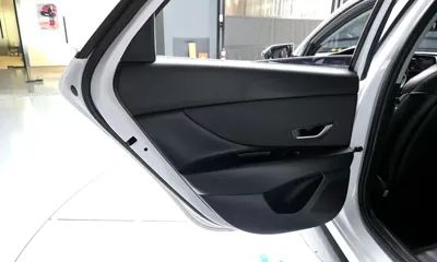 Hyundai Avante 2021, 62060 км, за 12165.93 USD - фото 25