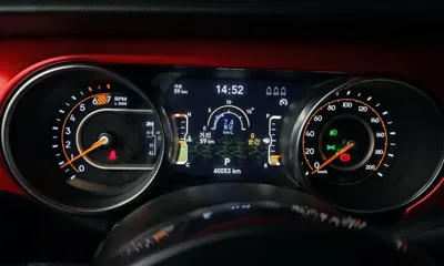 Jeep Wrangler 2023, 40053 км, за 32153.17 USD - фото 8