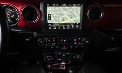Jeep Wrangler 2023, 40053 км, за 32153.17 USD - фото 14