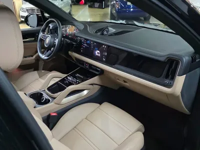 Porsche Cayenne 2024, 16630 км, за 91205.26 USD - фото 19