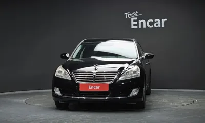 Hyundai Equus 2013, 268549 км, за 2363.14 USD