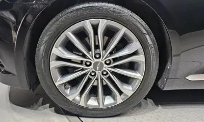 Hyundai Genesis 2016, 152081 км, за 6371.52 USD