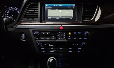 Hyundai Genesis 2016, 152081 км, за 6371.52 USD - фото 16