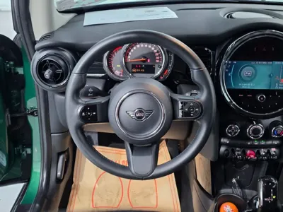 MINI Cooper 2022, 43553 км, за 13022.81 USD - фото 6