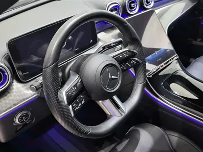 Mercedes-Benz C-Class 2022, 72300 км, за 25897.08 USD - фото 15