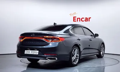 Hyundai Grandeur 2018, 184594 км, за 5748.26 USD