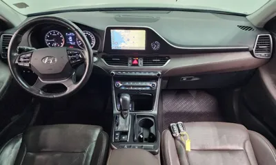 Hyundai Grandeur 2018, 184594 км, за 5748.26 USD - фото 7