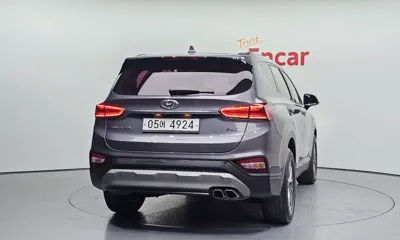 Hyundai Santafe 2019, 100925 км, за 10928.97 USD