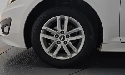Kia K5 2012, 140065 км, за 2511.9 USD
