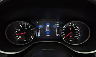 Jeep Compass 2021, 12989 км, за 14246.69 USD - фото 8