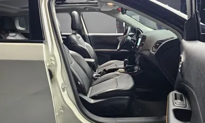 Jeep Compass 2021, 12989 км, за 14246.69 USD - фото 11