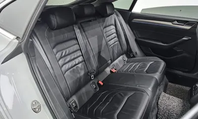 Volkswagen Arteon 2019, 156523 км, за 10994.64 USD - фото 12
