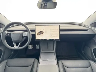 Tesla Model 3 2024, 36000 км, за 28736.27 USD - фото 7