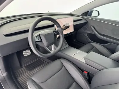 Tesla Model 3 2024, 36000 км, за 28736.27 USD - фото 12