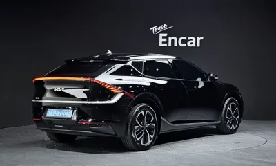 Kia EV6 2023, 37633 км, за 23648.22 USD