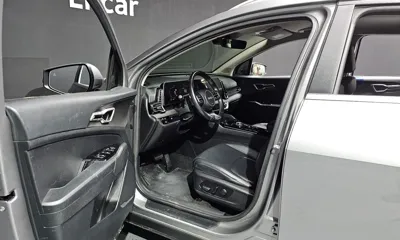 Kia Sportage 2023, 46874 км, за 16865.27 USD - фото 10