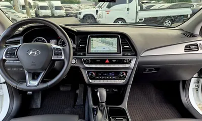 Hyundai Sonata 2018, 34544 км, за 9682.29 USD - фото 7