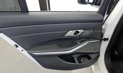 BMW 3-Series 2021, 71193 км, за 19298.94 USD - фото 25