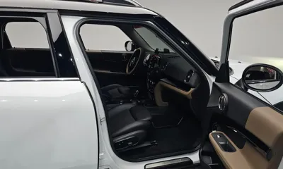 MINI Countryman 2018, 59991 км, за 11709.61 USD - фото 26