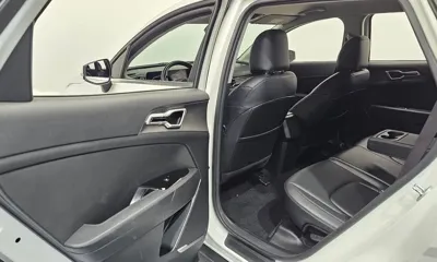 Kia Sportage 2022, 92916 км, за 12817.97 USD - фото 11