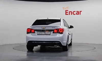 ChevroletGMDaewoo Cruze 2014, 93135 км, за 2279.09 USD