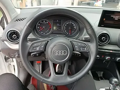 Audi Q2L 2021, 119100 км, за 10019.27 USD - фото 11