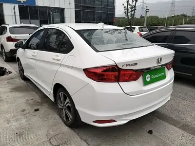 Honda City 2016, 67800 км, за 4862.39 USD