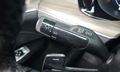 Kia K5 2022, 134177 км, за 12026.26 USD - фото 32