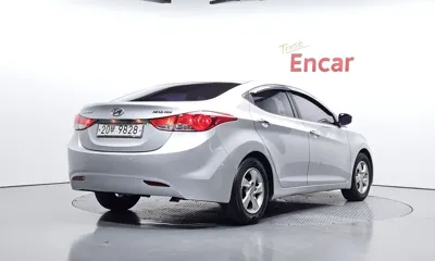 Hyundai Avante 2012, 125514 км, за 2297.49 USD