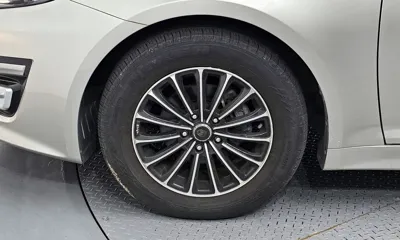 Kia K5 2014, 173899 км, за 3443.71 USD