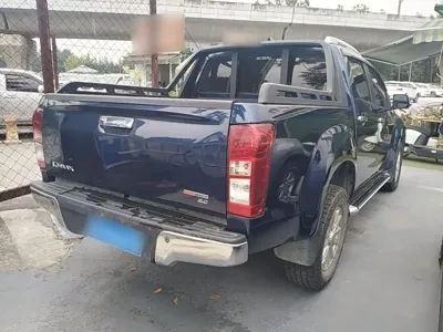 Isuzu D-MAX 2021, 70000 км, за 12315.68 USD - фото 7