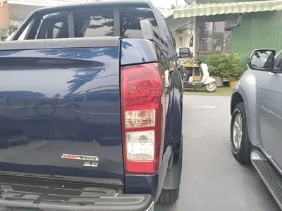 Isuzu D-MAX 2021, 70000 км, за 12315.68 USD - фото 8
